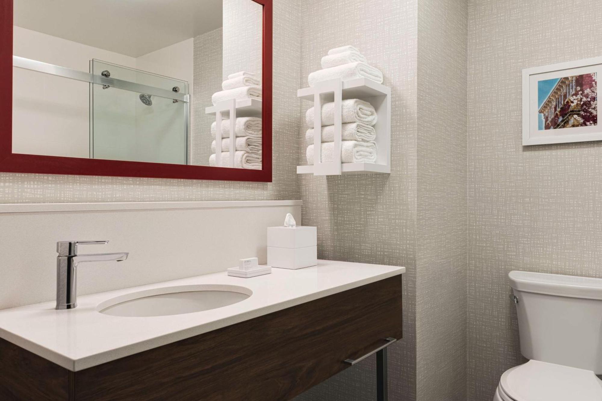 Hampton Inn סטארקוויל מראה חיצוני תמונה