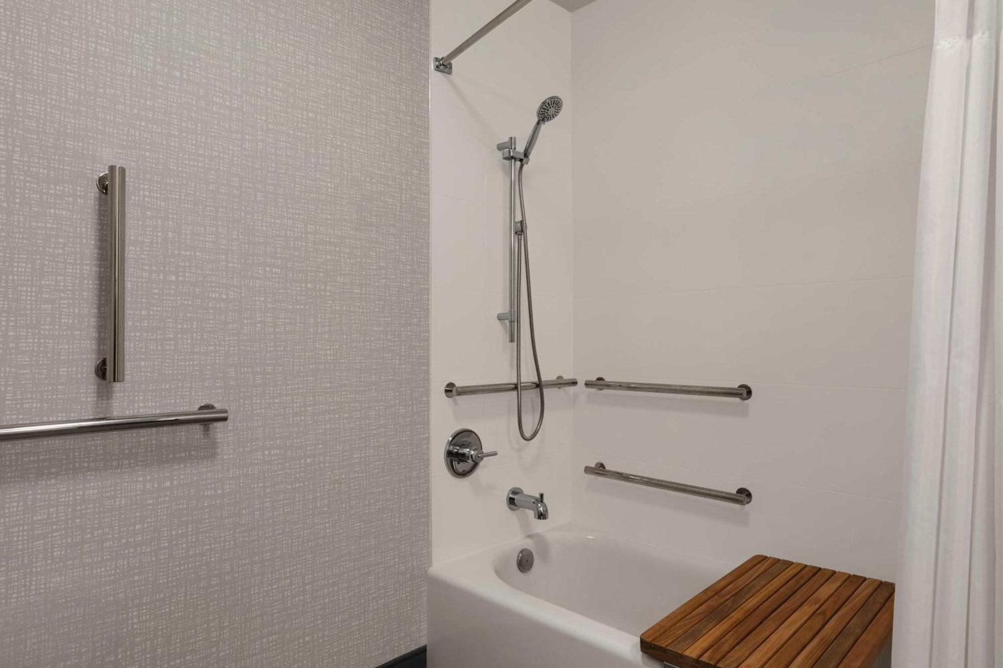 Hampton Inn סטארקוויל מראה חיצוני תמונה