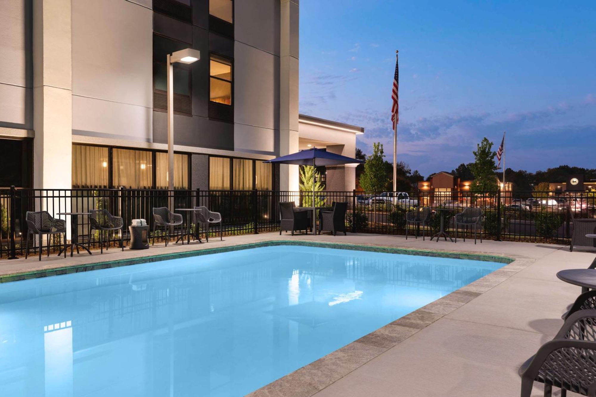 Hampton Inn סטארקוויל מראה חיצוני תמונה