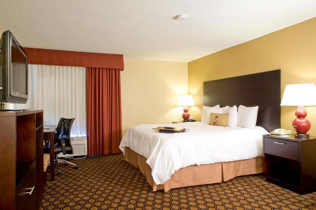 Hampton Inn סטארקוויל מראה חיצוני תמונה